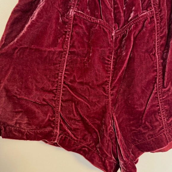 Free People At First Sight Velvet Red Wine Shorts xs - Picture 9 of 12